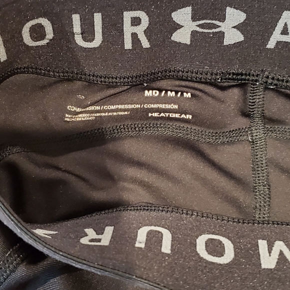 Under Armour Compression Heatwear  Boys M - Picture 5 of 6